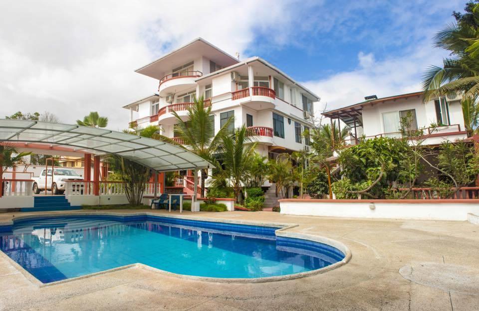 Hotel Dejavu Puerto Ayora  Esterno foto